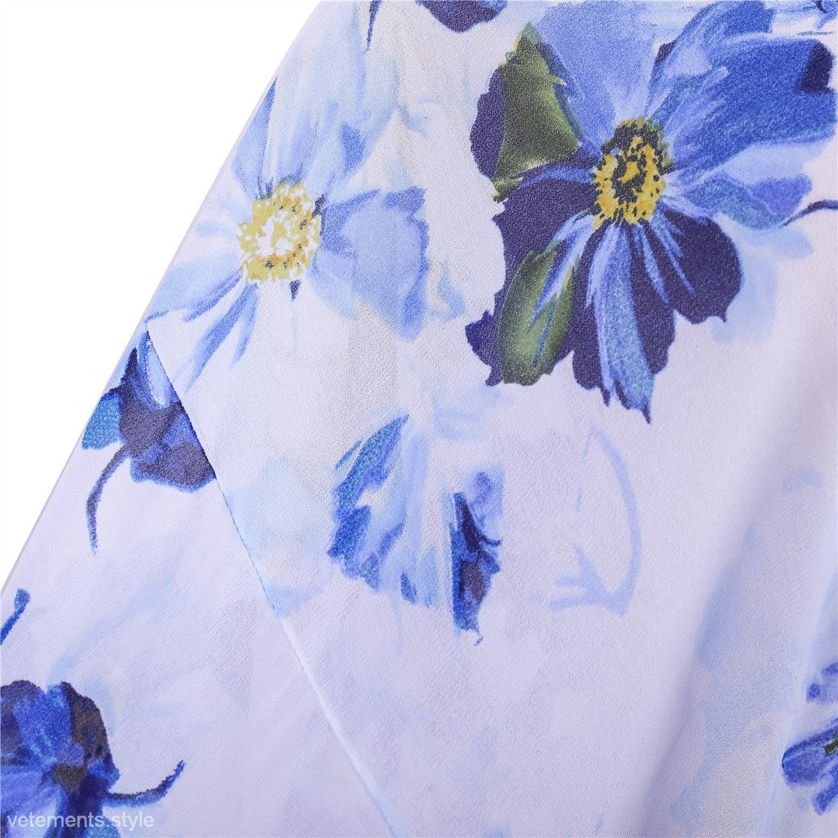 FRESH BLUE FLORAL LIGHT CHIFFON-VETEMENTS 