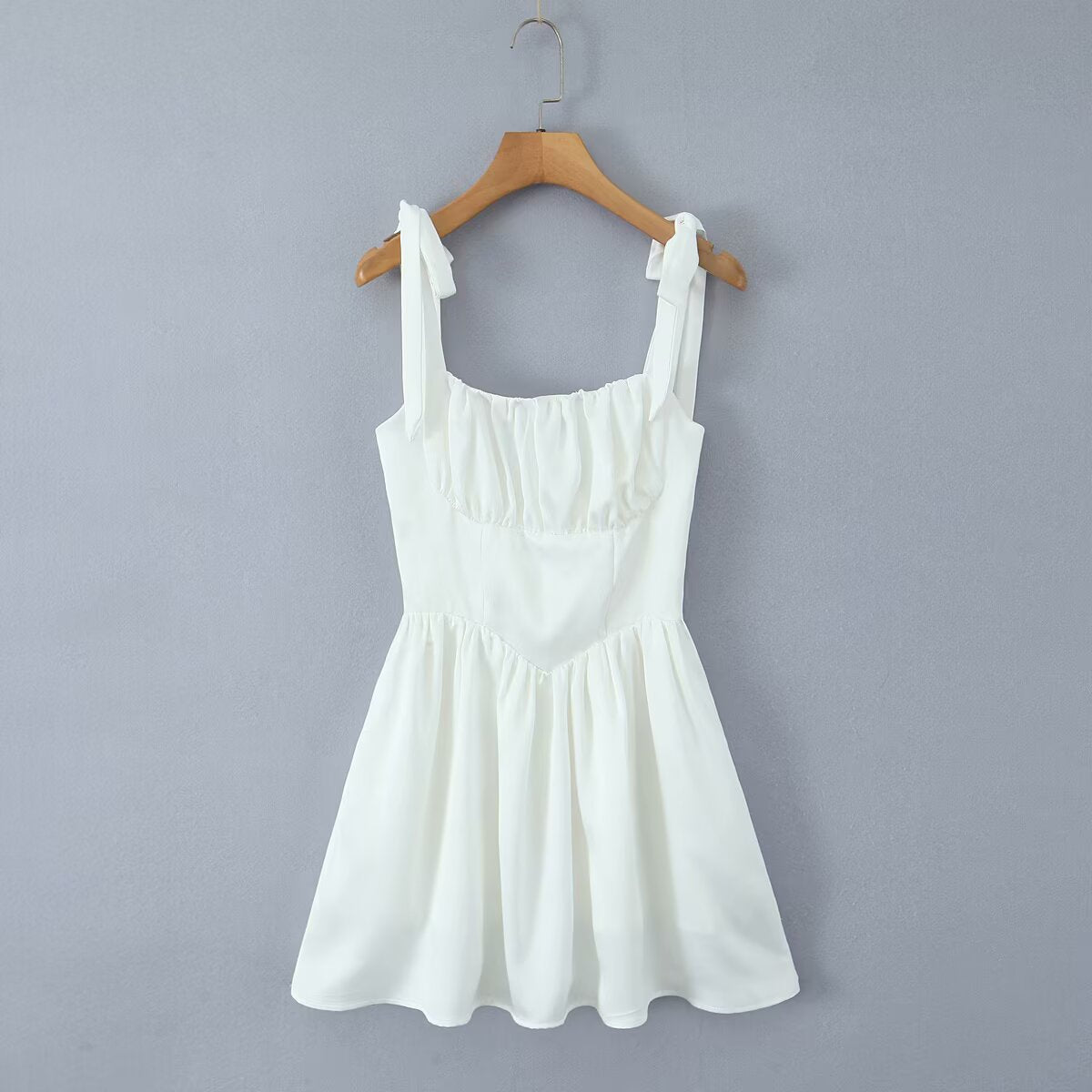 White tie strap sundress from Langry, a stylish choice for fashionable ملابس