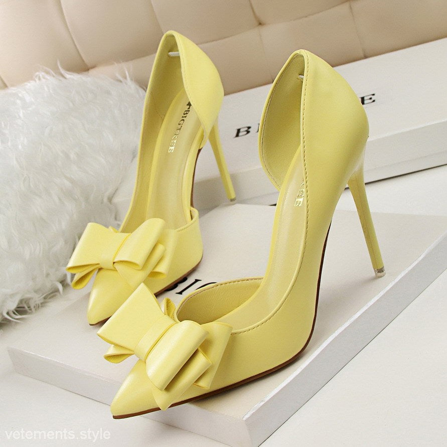 A PERFECT BLEND OF ELEGANCE AND STYLE HIGH HEELS-VETEMENTS 