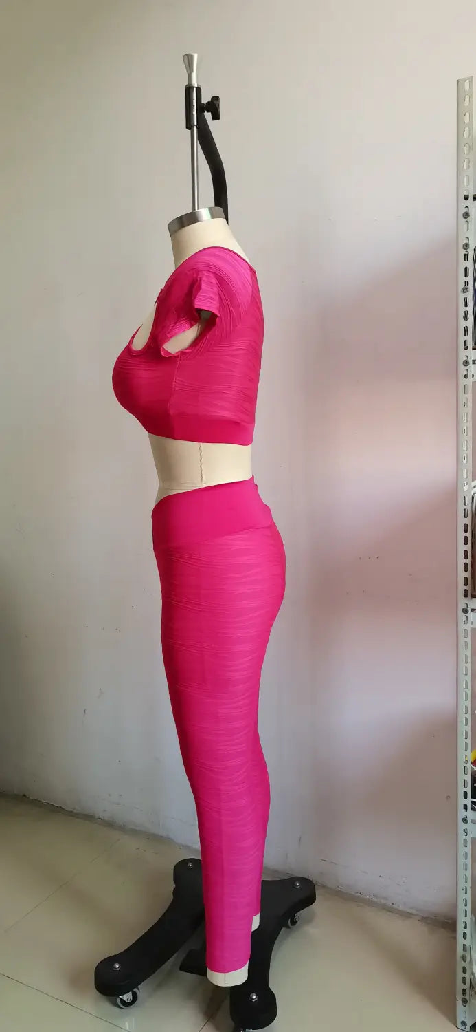 Sporty Cutout Sleeve Elastic Breathable Yoga Set in Nylon