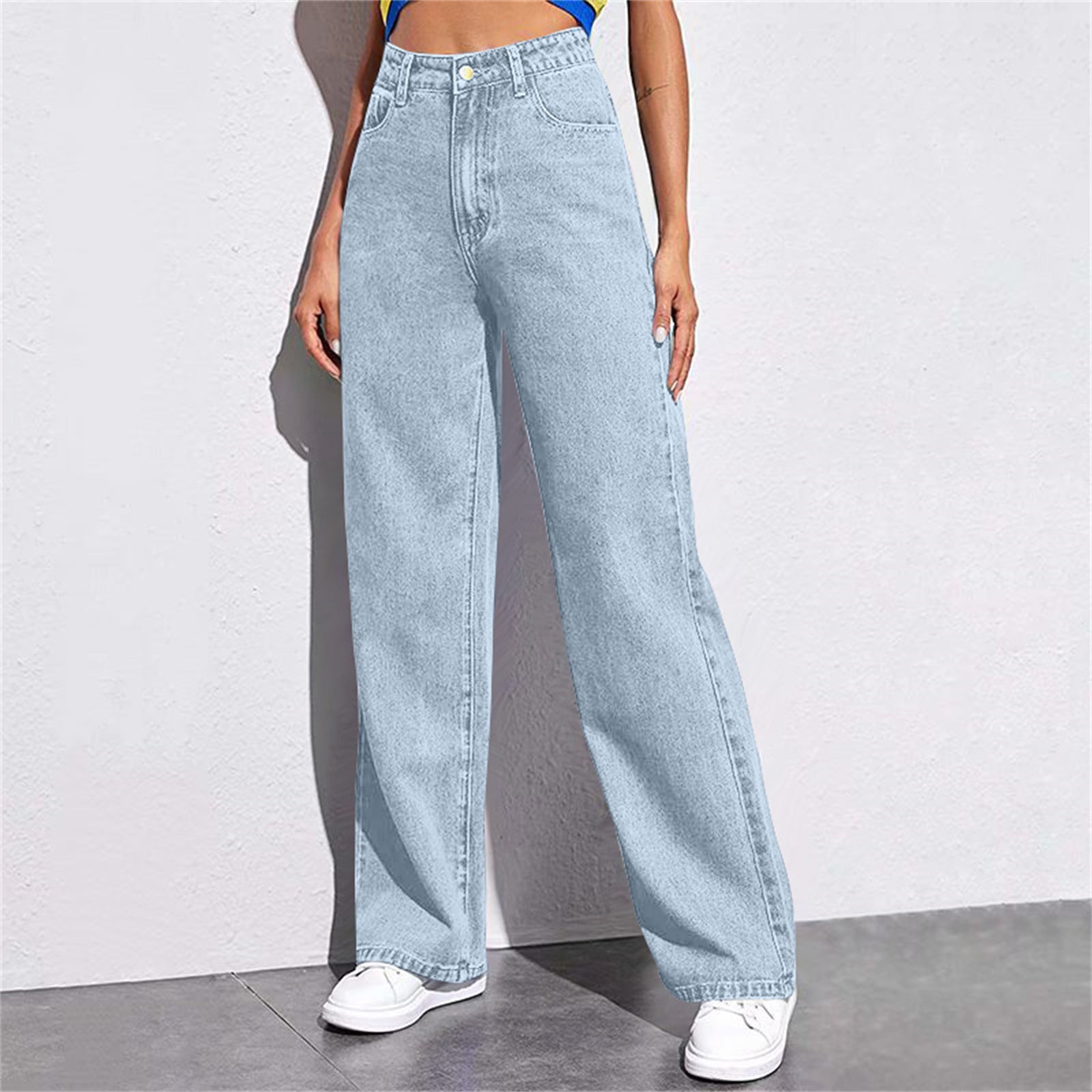 Light-wash high-waist wide-leg denim jeans for stylish fashion enthusiasts