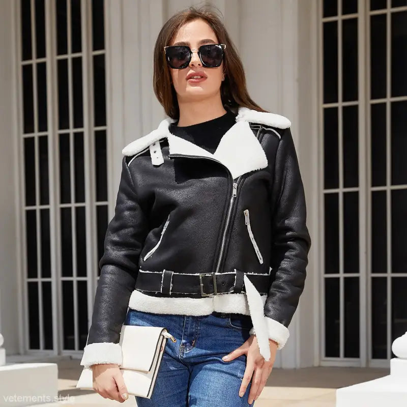 GORGEOUS LEATHER JACKET-VETEMENTS 