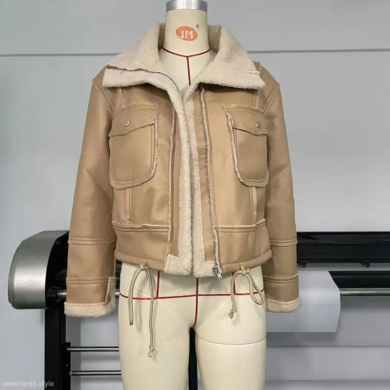 ATTRACTIVE FAUX SHEARLING JACKET-VETEMENTS 