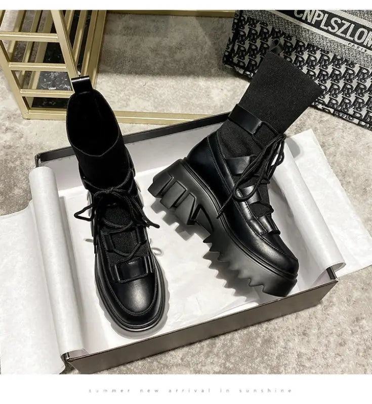 ELEGANT EUROPEAN BOOTS-VETEMENTS 