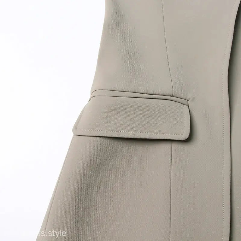 Beige tailored vest with pocket from an Elegant High Waist Three Piece Suit