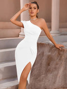 Elegant white one-shoulder dress featuring a stylish shoulder fold split design