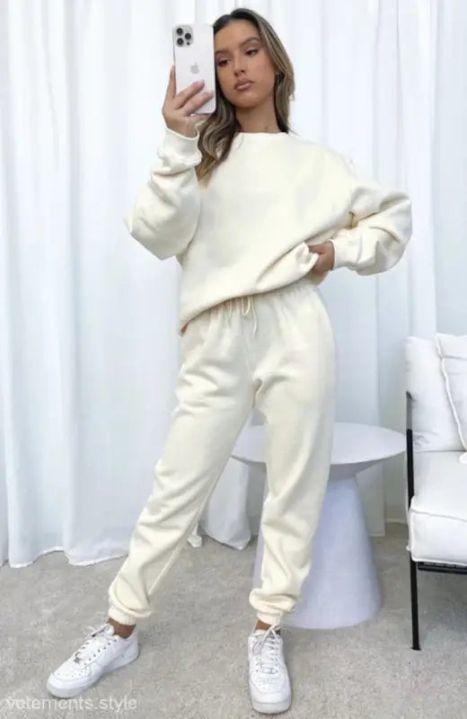 CASUAL SWEATER SUIT-VETEMENTS 