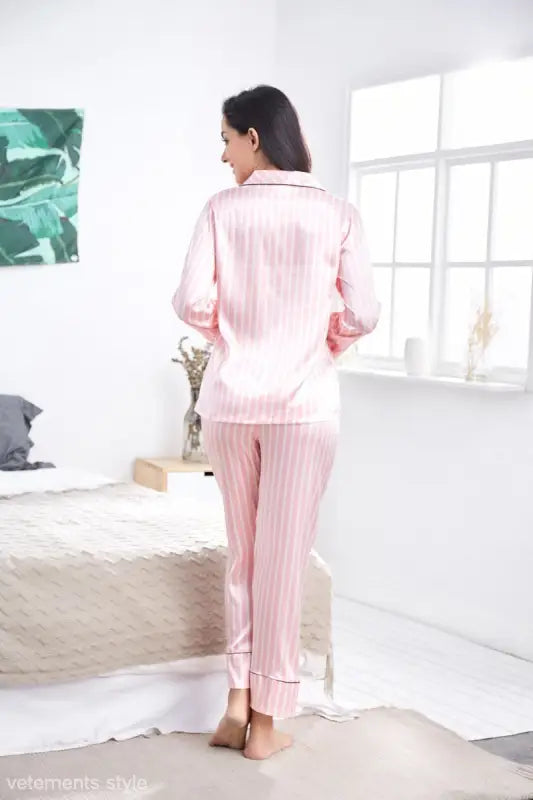 SILK STRIPED HOMEWEAR-VETEMENTS 