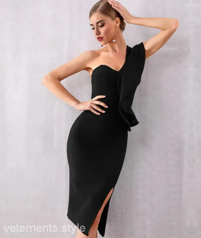 NEW OBLIQUE SHOULDER BANDAGE DRESS