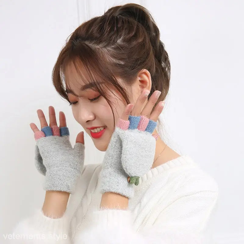 STYLISH HALF FINGER KNIT GLOVES-VETEMENTS 