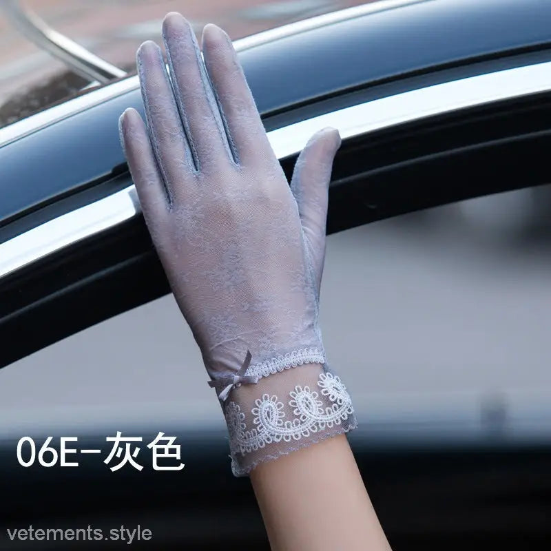 PROTECTIVE OUTDOOR GLOVES-VETEMENTS 