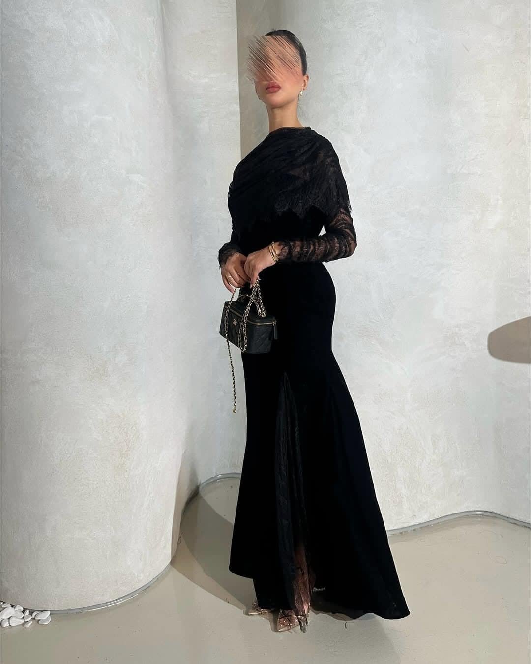 Black Velvet Stitching Slim Dress - Image 3