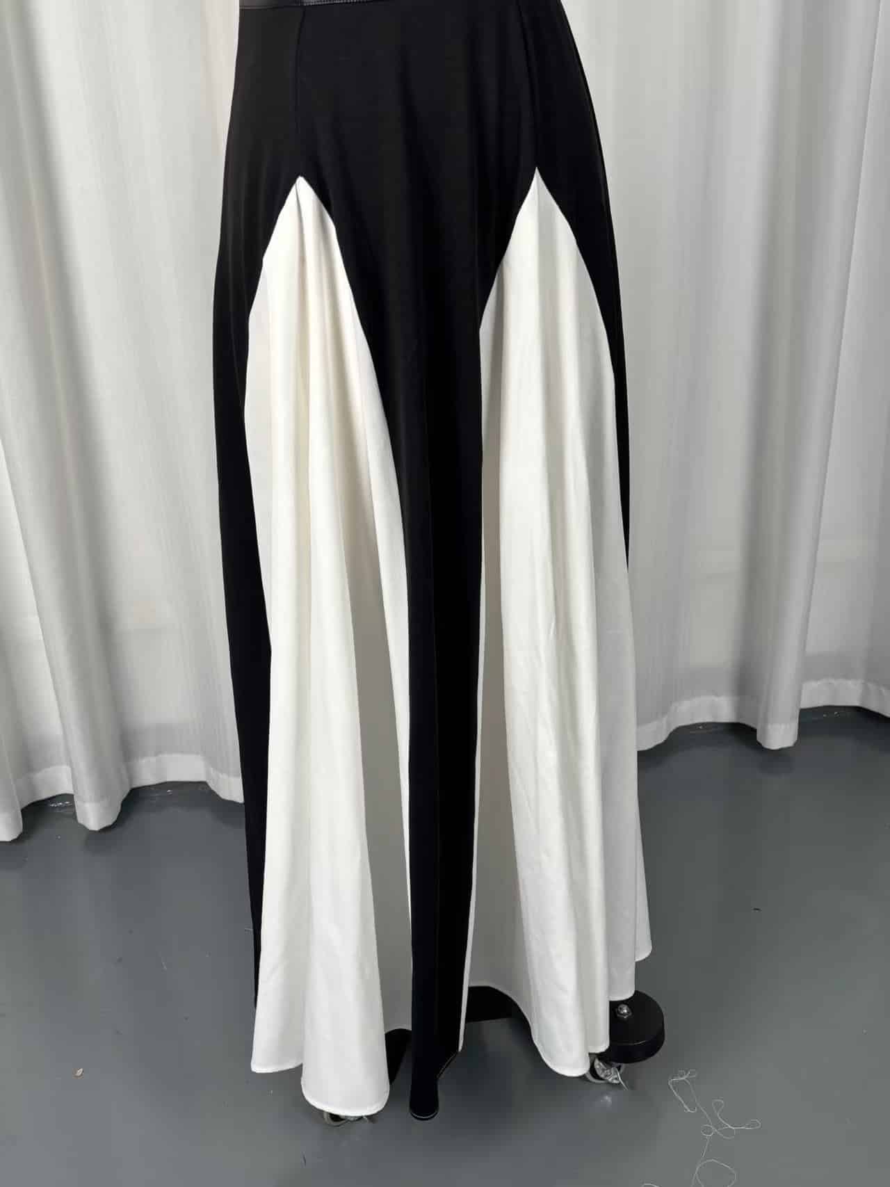 Elegant Black White Dress - Image 3