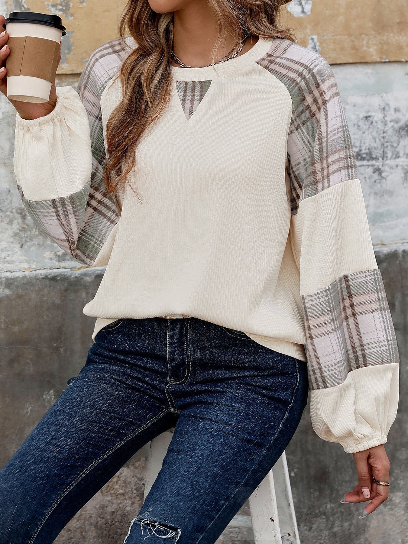 Casual Loose Sweatshirt - Image 5