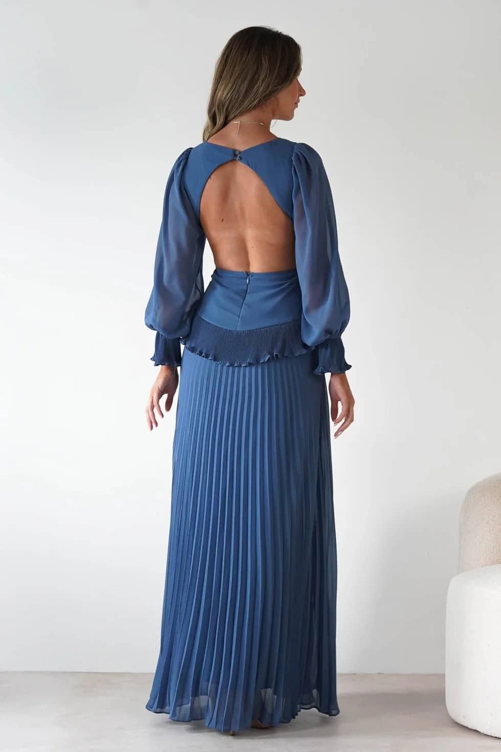 Enchanting Backless Dress - Image 15
