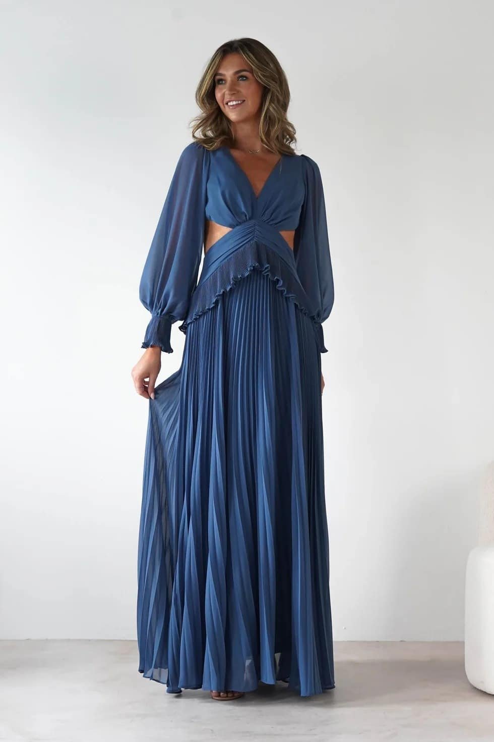 Enchanting Backless Dress - Image 12