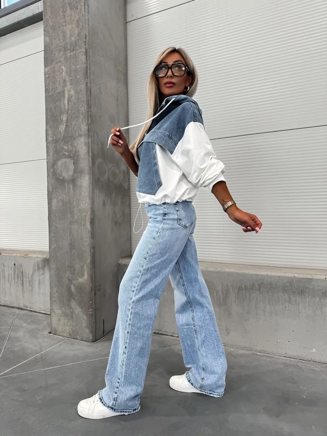 Casual Denim Sweatshirt - Image 8