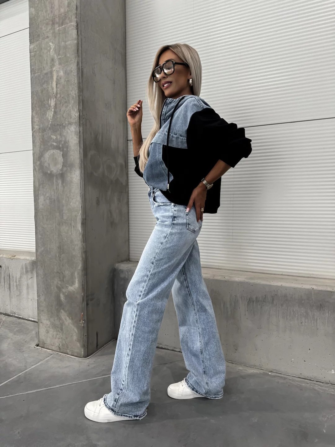 Casual Denim Sweatshirt - Image 6
