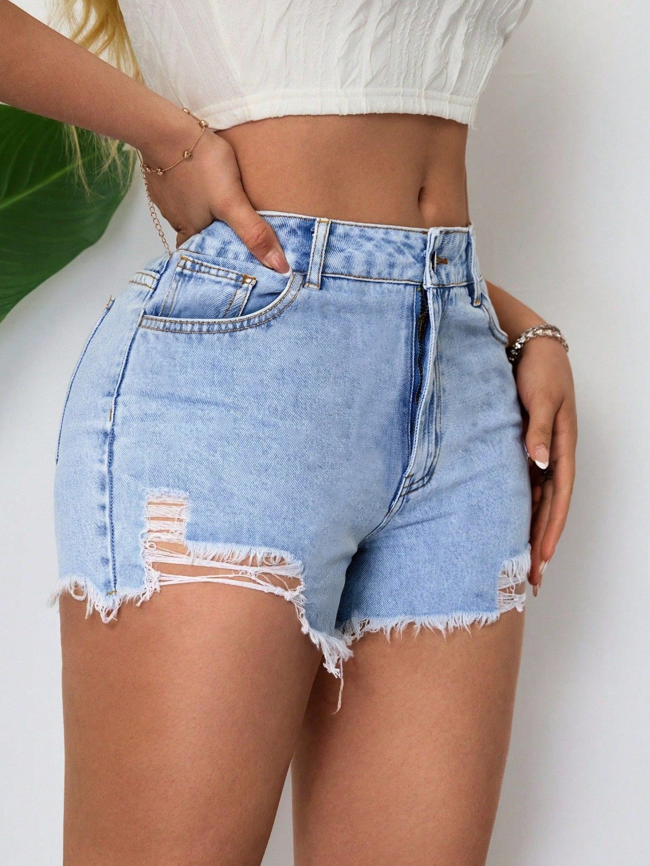 Elegant Denim Shorts - Image 4