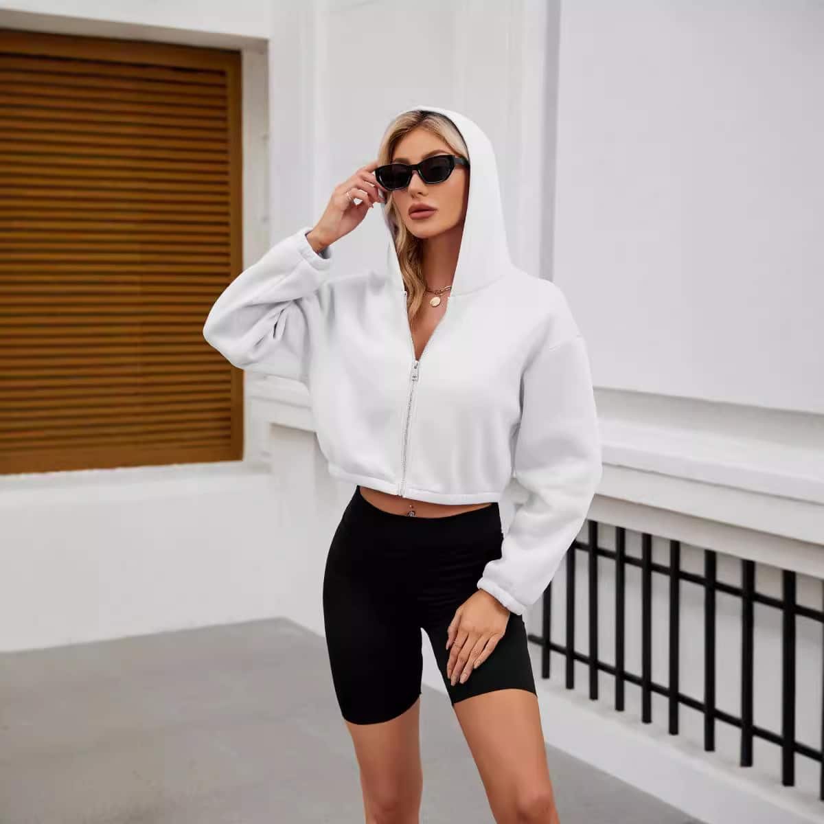 Short Long Sleeve Sweatshirt