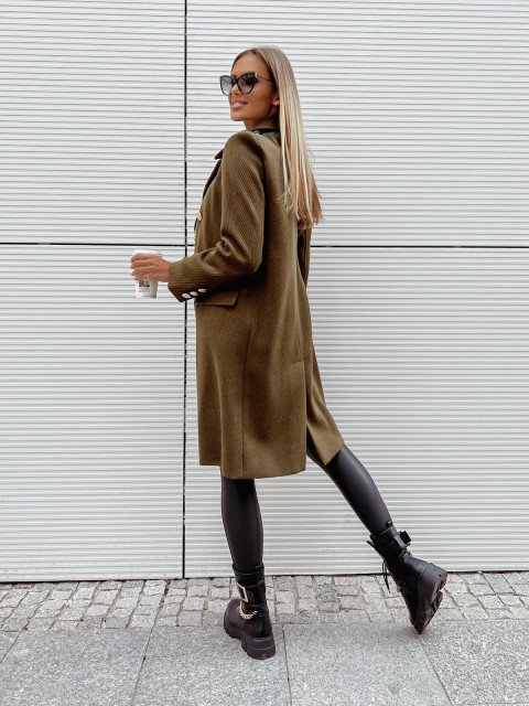 Elegant Woolen Coat - Image 3
