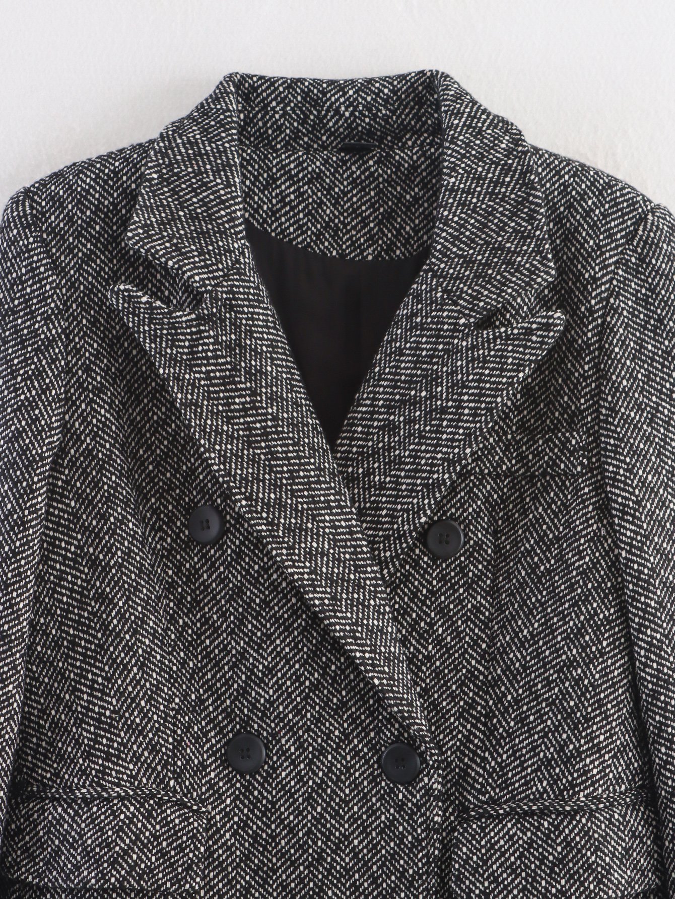 Elegant British Woolen Coat - Image 5