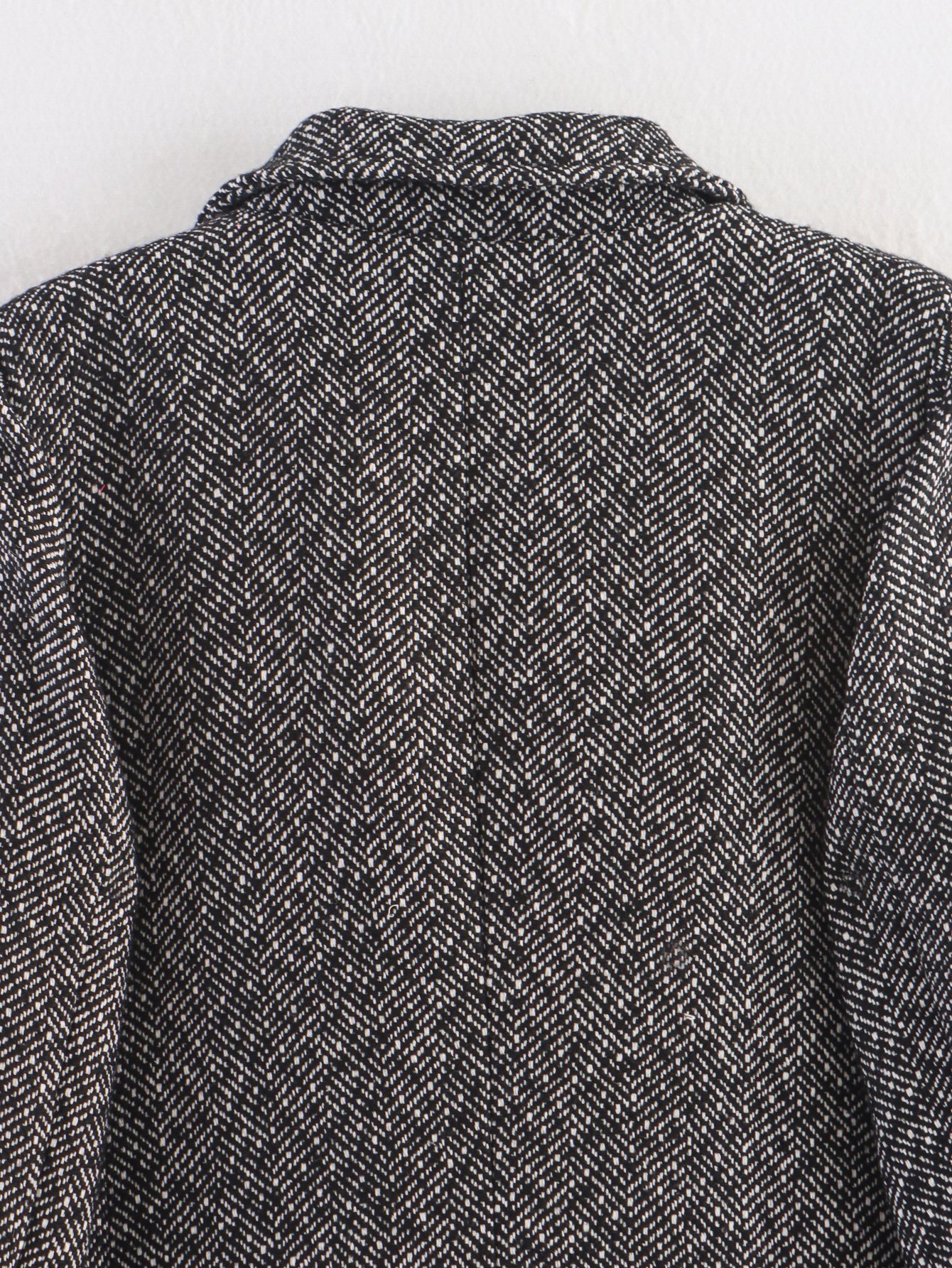 Elegant British Woolen Coat - Image 10