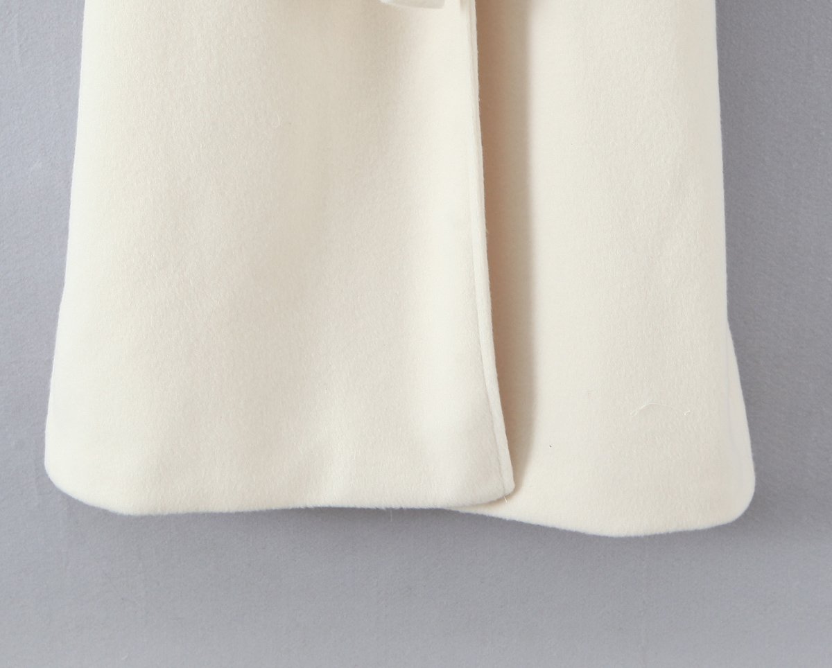 Elegant Big Fur White Coat - Image 9
