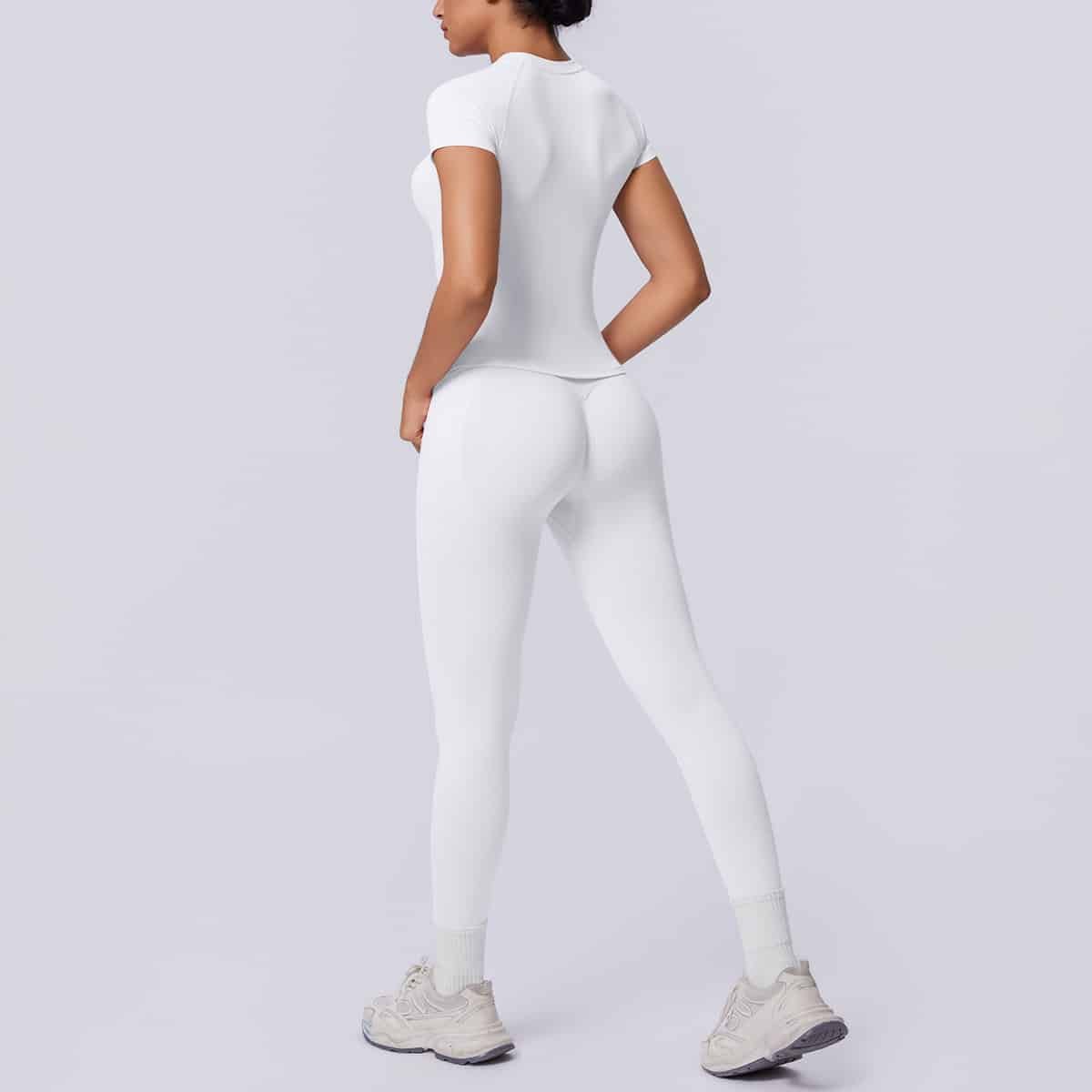 Seamless Knitted Set - Image 9