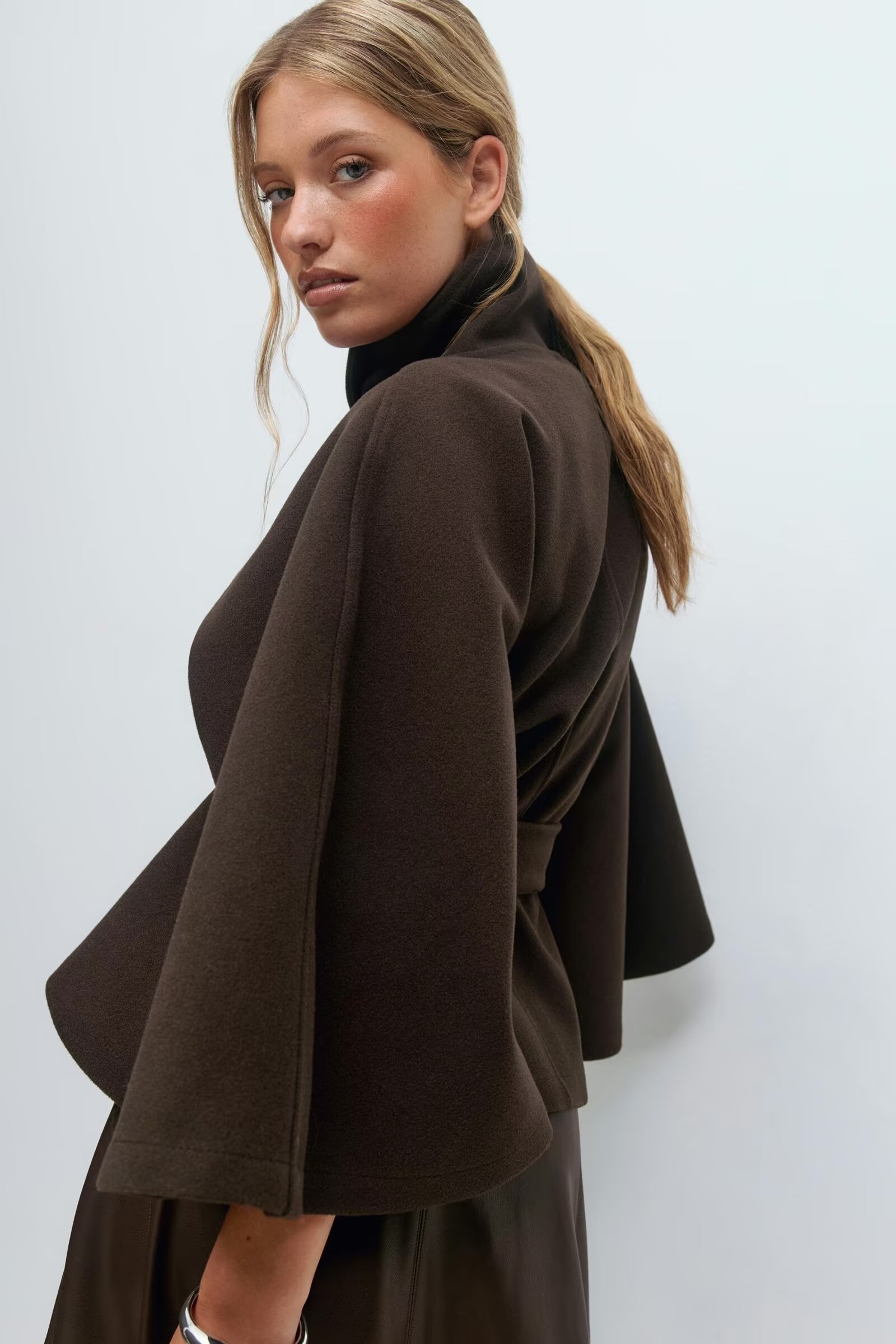 Graceful Loose Woolen Coat - Image 2